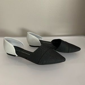 chinese laundry pointed toe flats